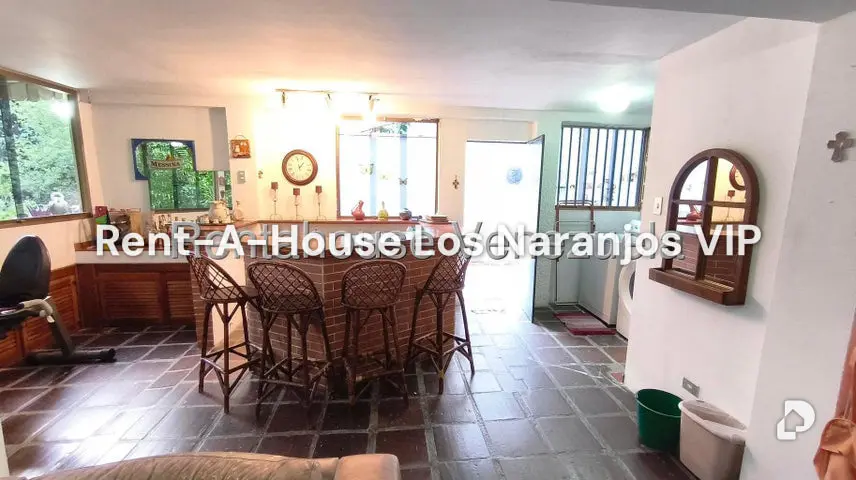 Casa en Lomas De La Trinidad, Caracas – 11