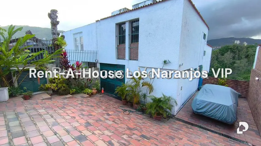 Casa en Lomas De La Trinidad, Caracas – 2