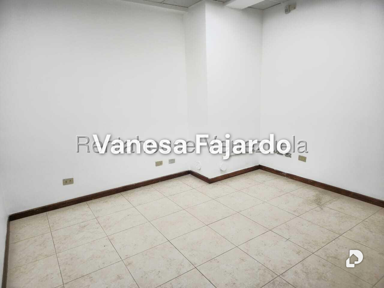 Local comercial en El Paraíso, Caracas – 8