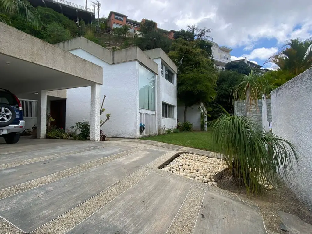 House in Colinas de Tamanaco, Caracas - 1