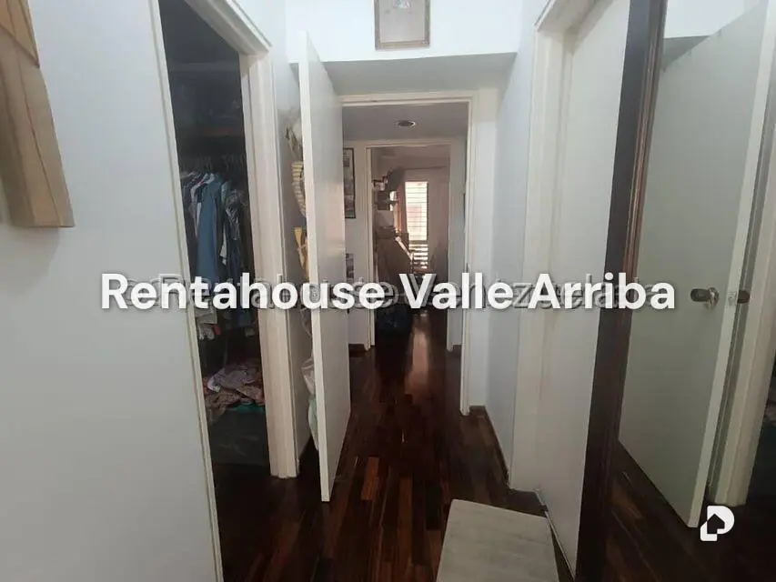 Apartamento en Santa Eduvigis, Caracas – 25