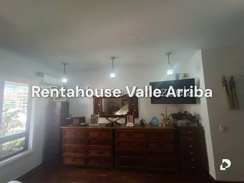 Apartamento en Santa Eduvigis, Caracas – 24