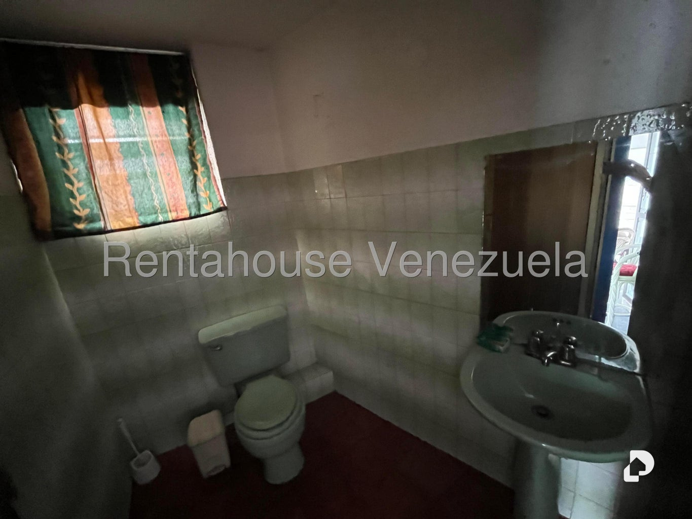 Local comercial en Santa Fe Norte, Caracas – 16