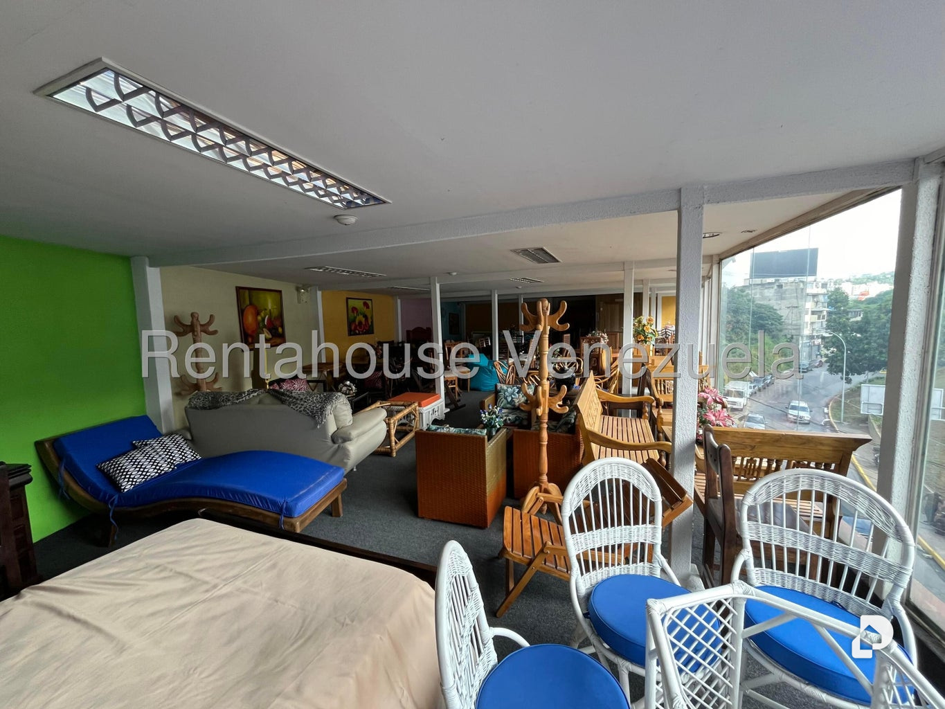 Local comercial en Santa Fe Norte, Caracas – 23