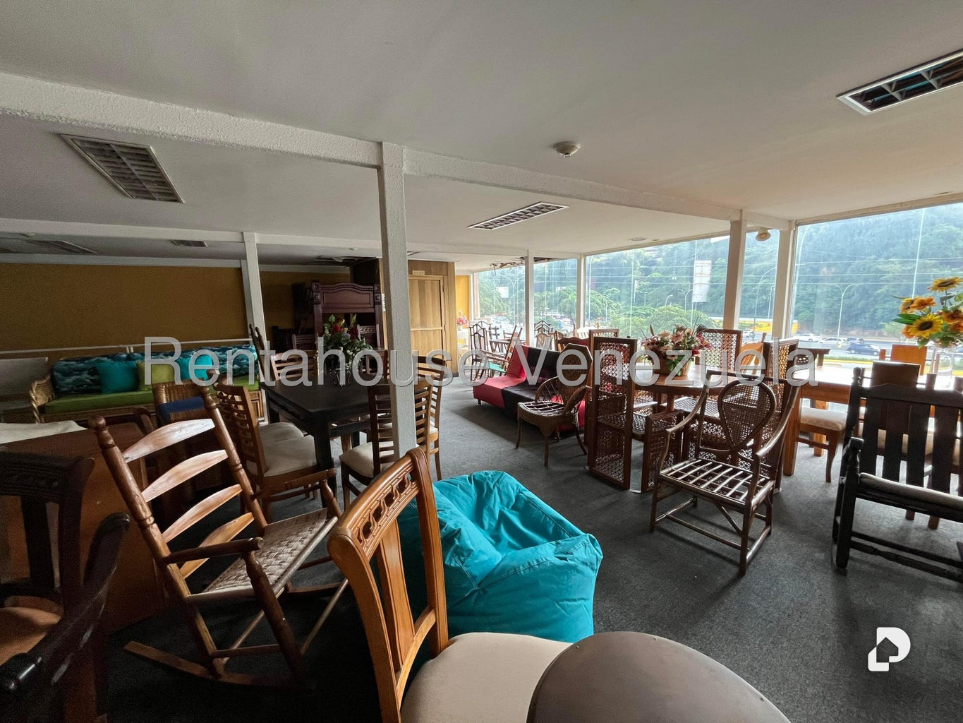 Local comercial en Santa Fe Norte, Caracas – 17