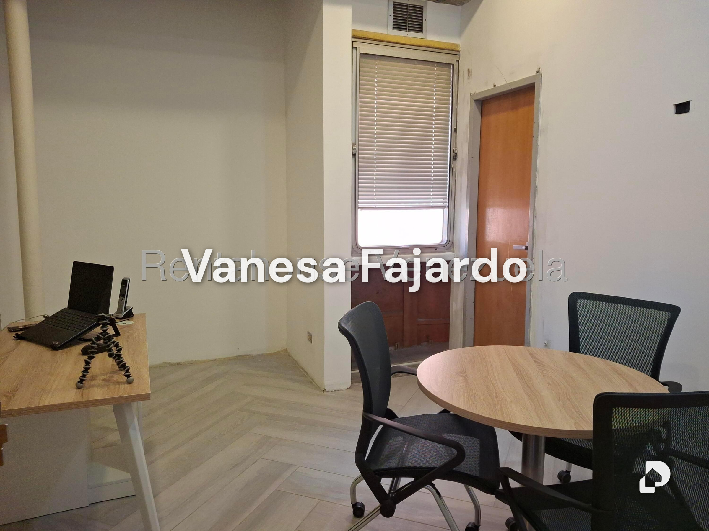 Oficina en El Rosal, Caracas – 23