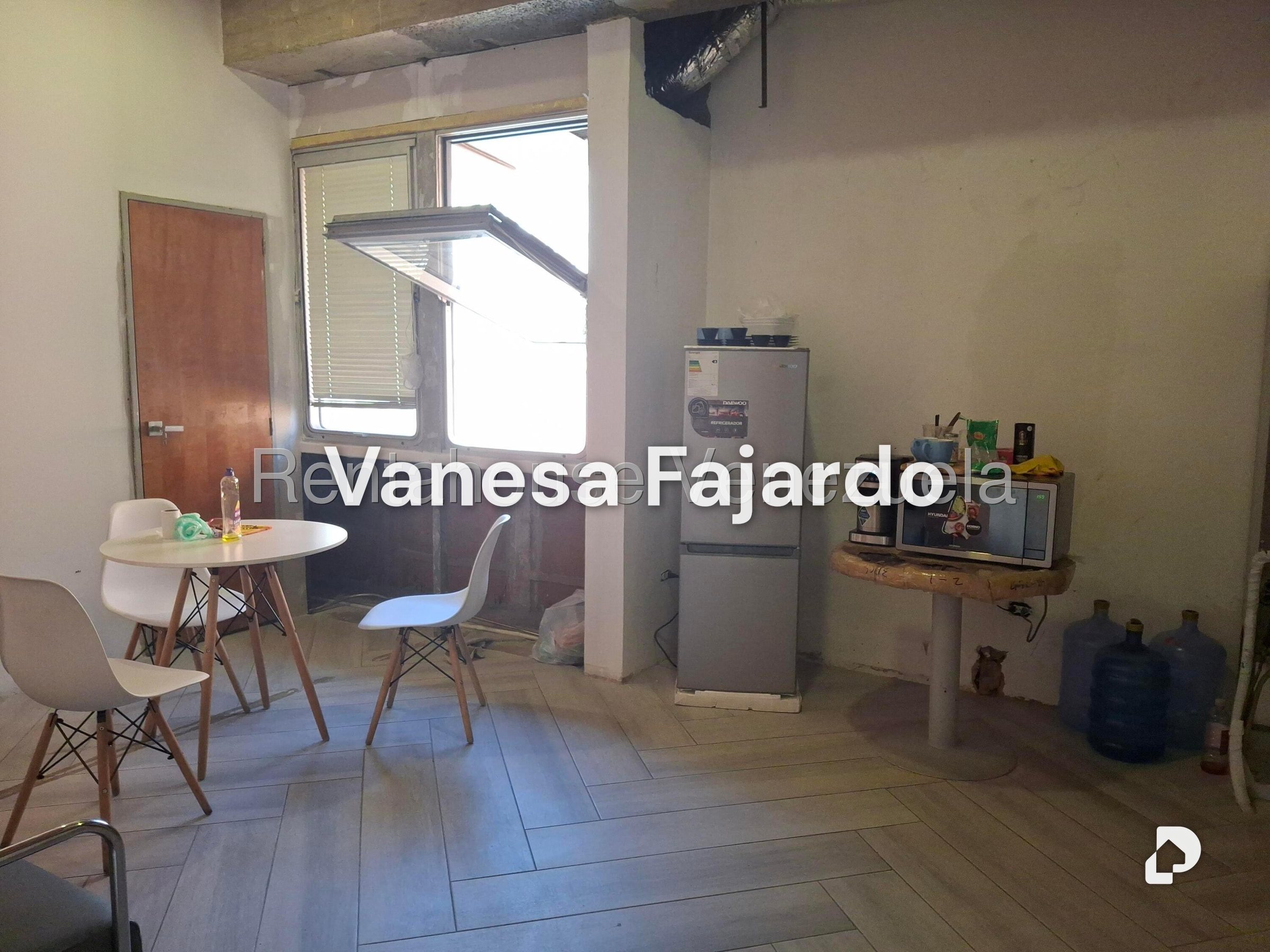 Oficina en El Rosal, Caracas – 12