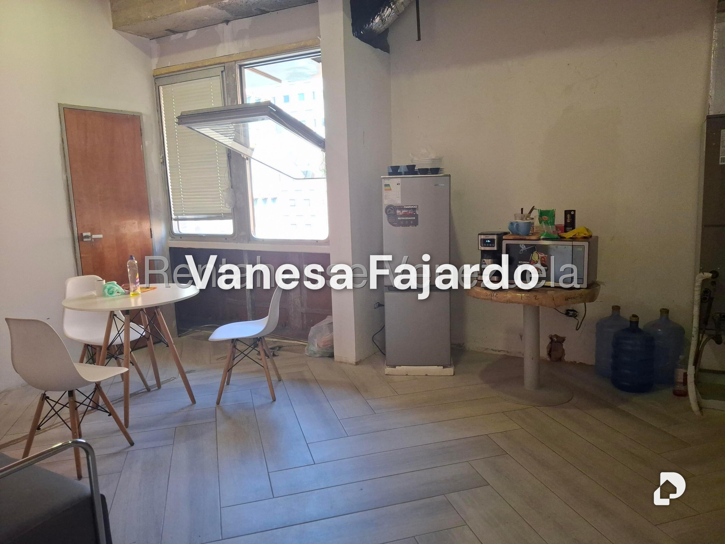 Oficina en El Rosal, Caracas – 13