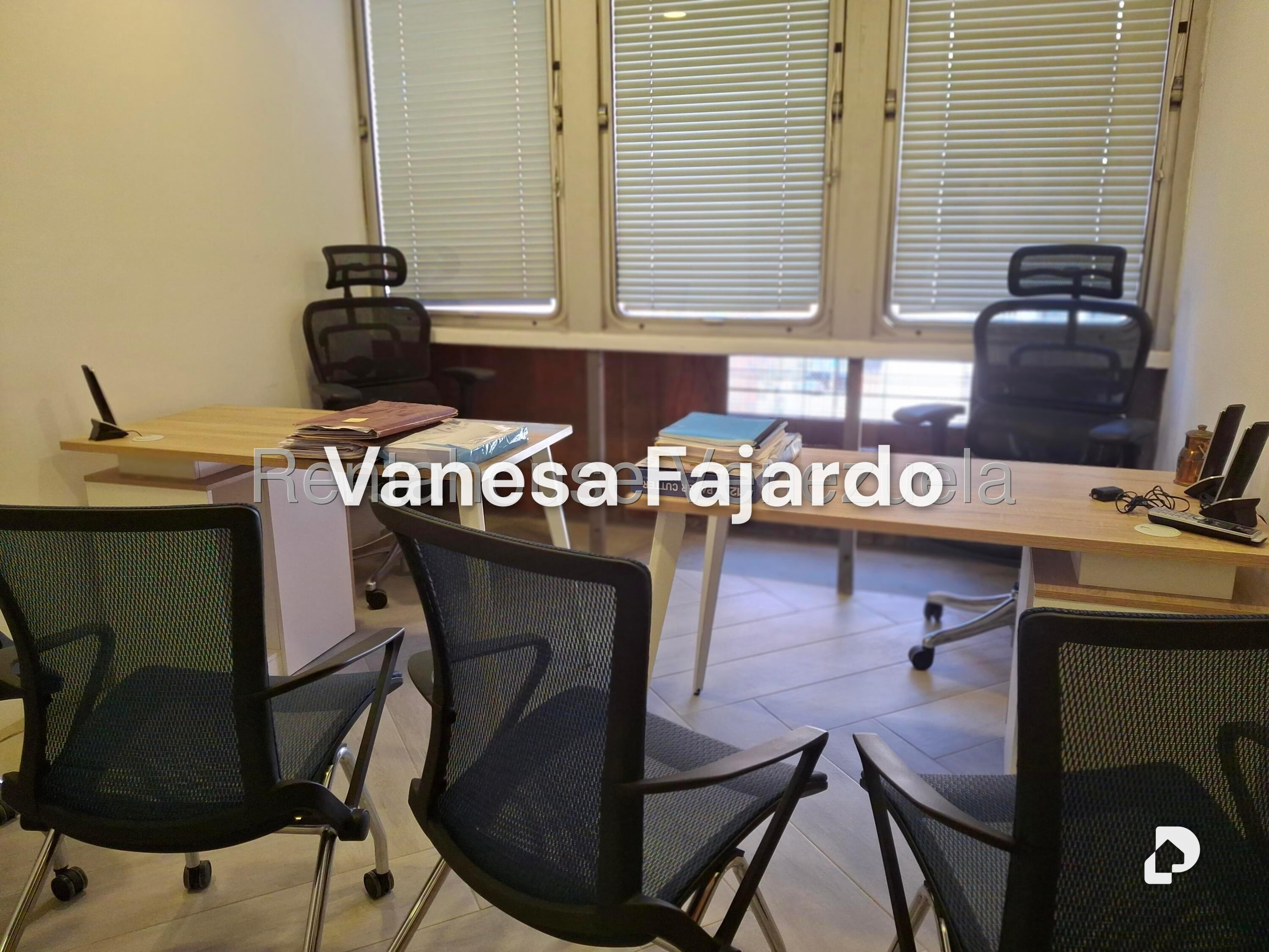 Oficina en El Rosal, Caracas – 18