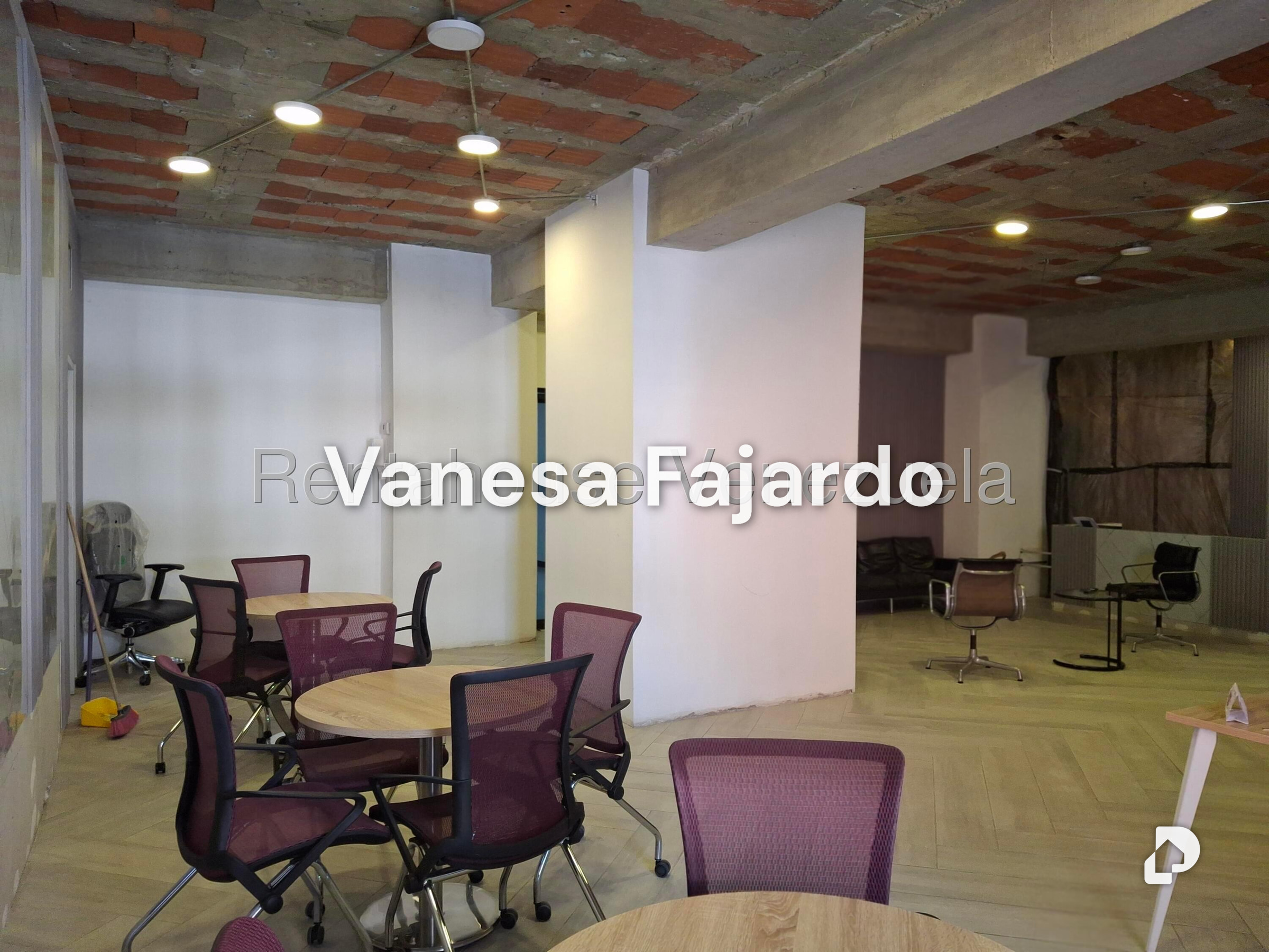 Oficina en El Rosal, Caracas – 9