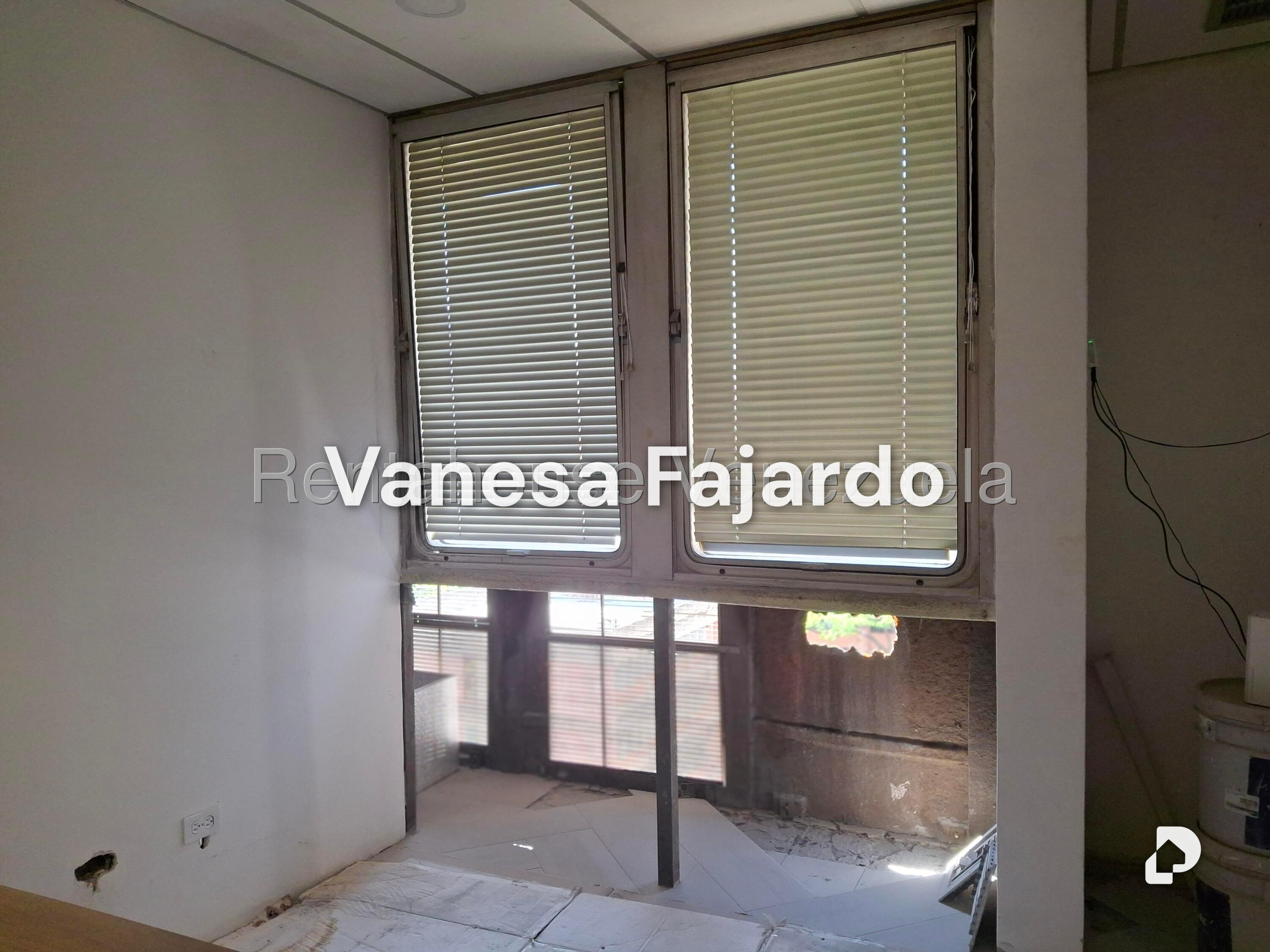 Oficina en El Rosal, Caracas – 21