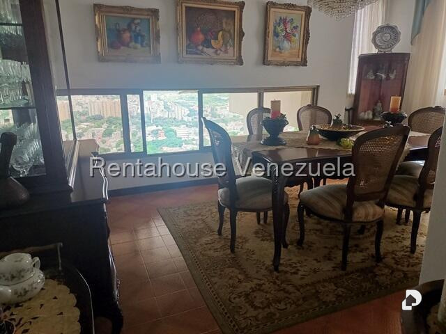 Casa en Colinas de Santa Mónica, Caracas – 19