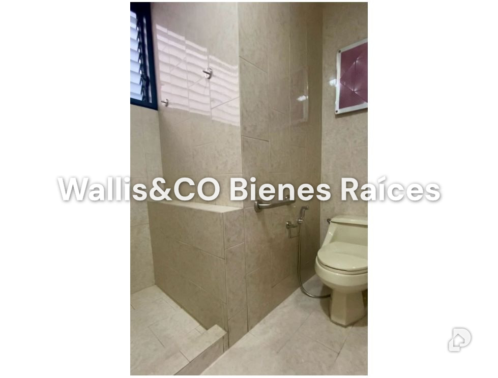 Apartamento en Los Palos Grandes, Caracas – 14