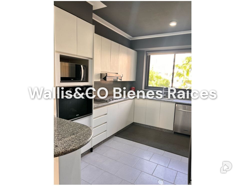 Apartamento en Los Palos Grandes, Caracas – 8