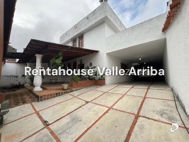 Casa en Pomarosa, San Antonio de Los Altos – 2