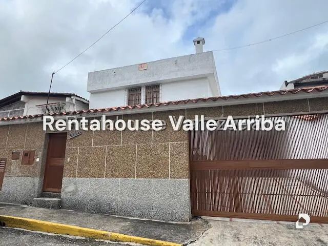 Casa en Pomarosa, San Antonio de Los Altos – 28