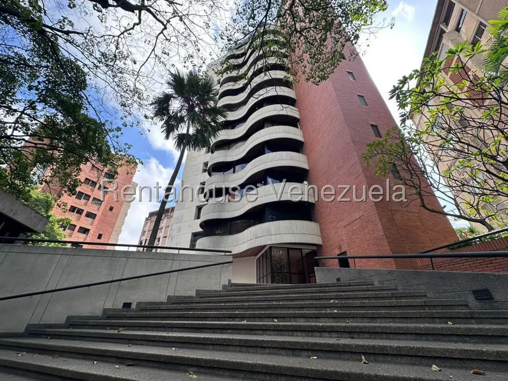Apartment in La Florida, Caracas - 1