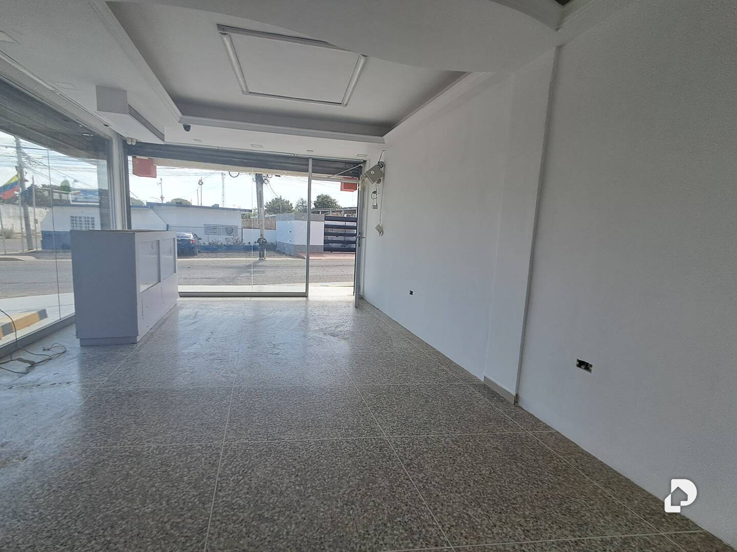 Local comercial en El Manzanillo, San Francisco – 2