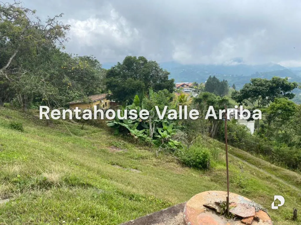 Terreno en Los Guayabitos, Caracas – 2