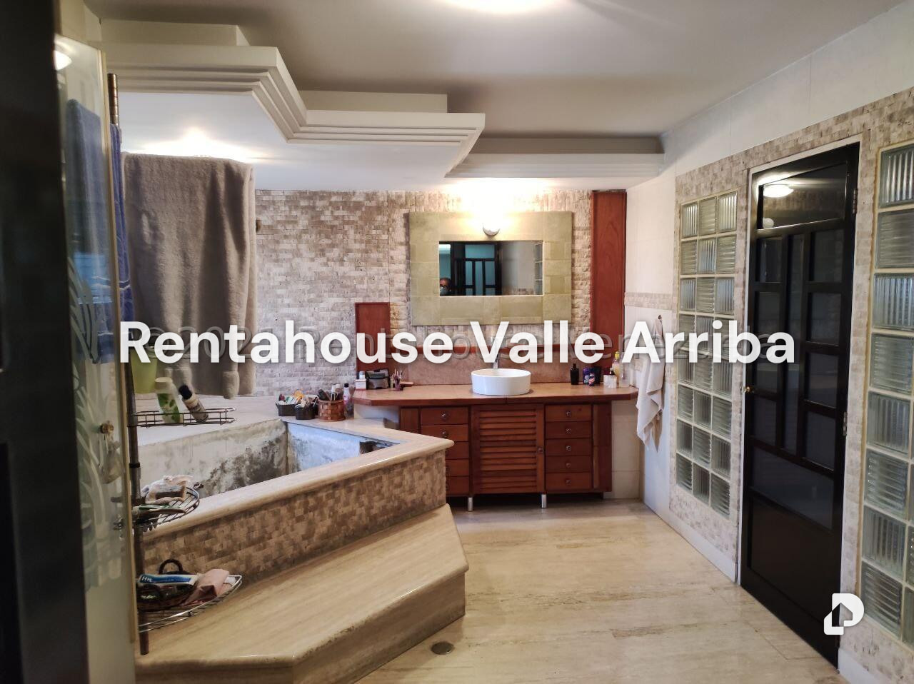 Apartamento en La Florida, Caracas – 23