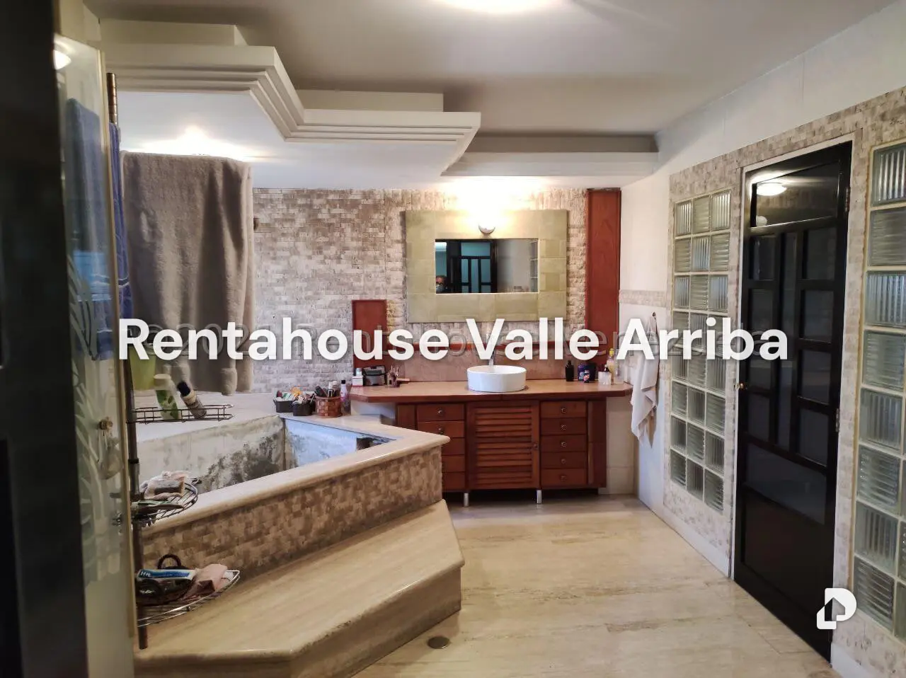 Apartamento en La Florida, Caracas – 23