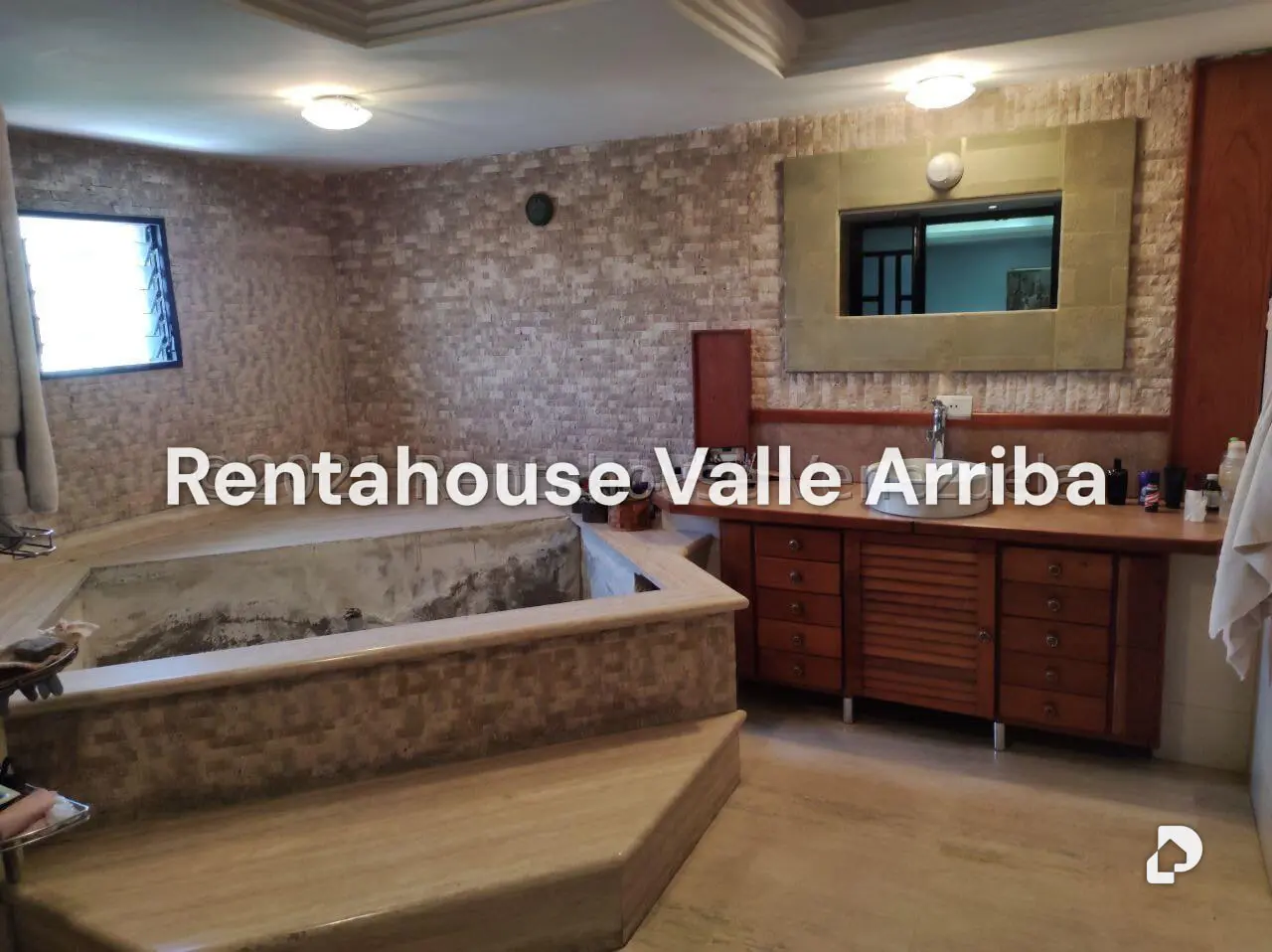 Apartamento en La Florida, Caracas – 24