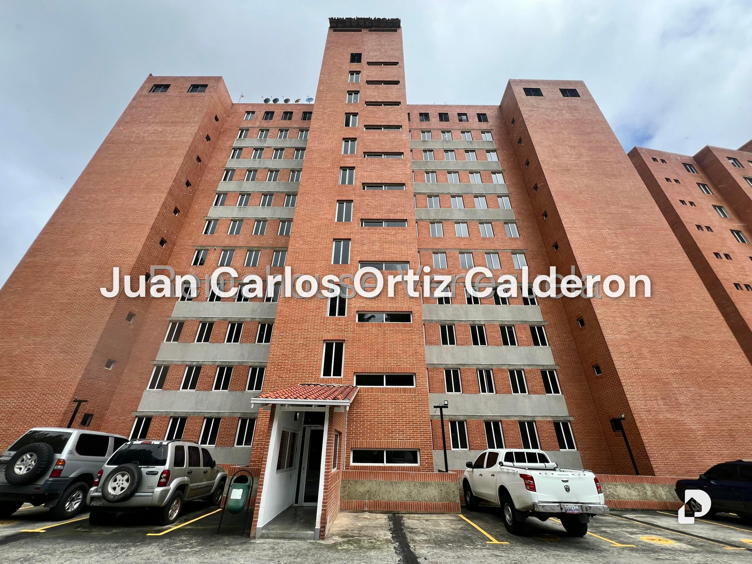 Apartamento en Colinas de La Tahona, Caracas – 2