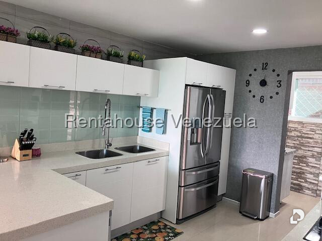 Apartamento en La Boyera, Caracas – 16