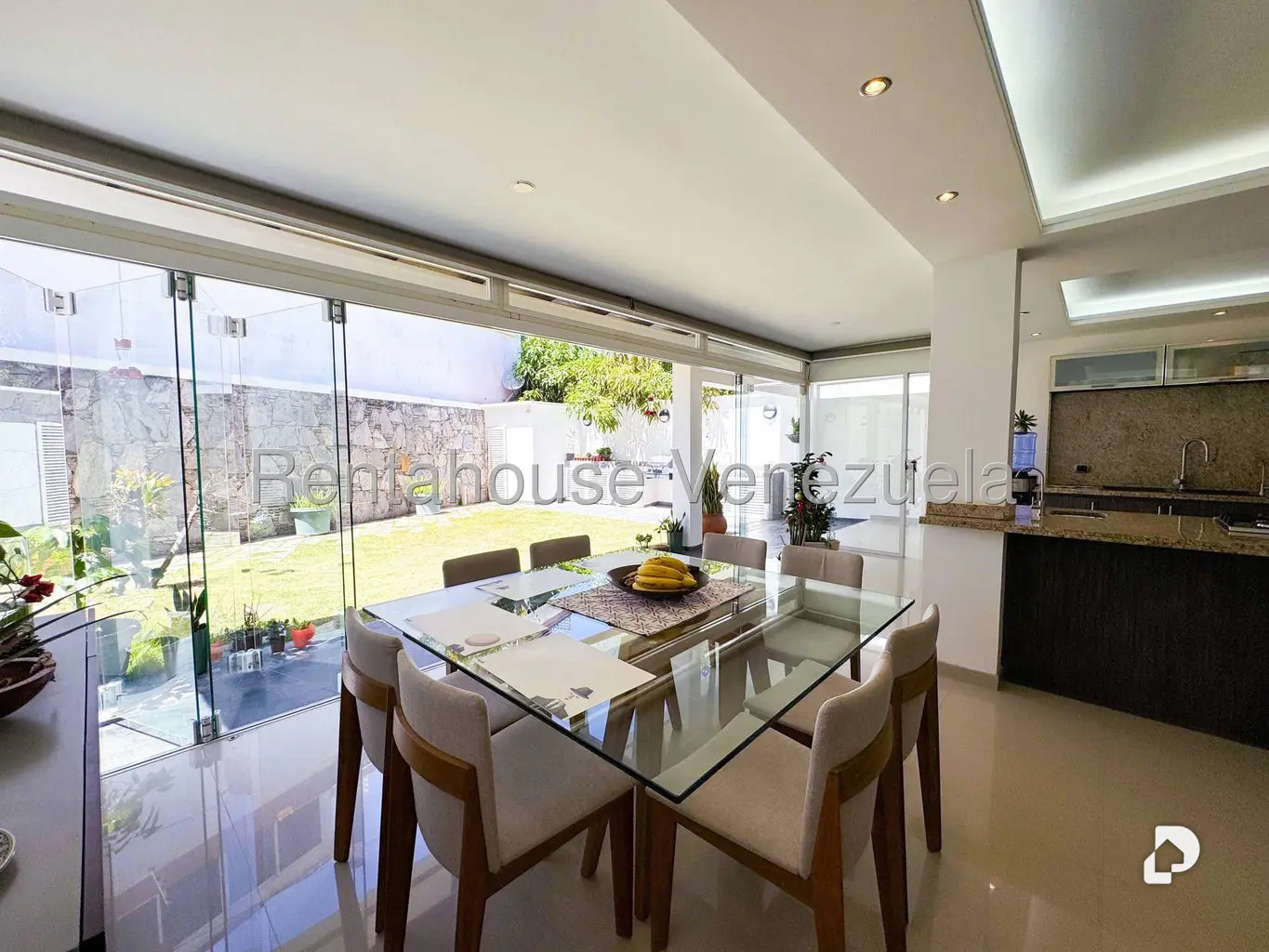 Casa en Prados del Este, Caracas – 11
