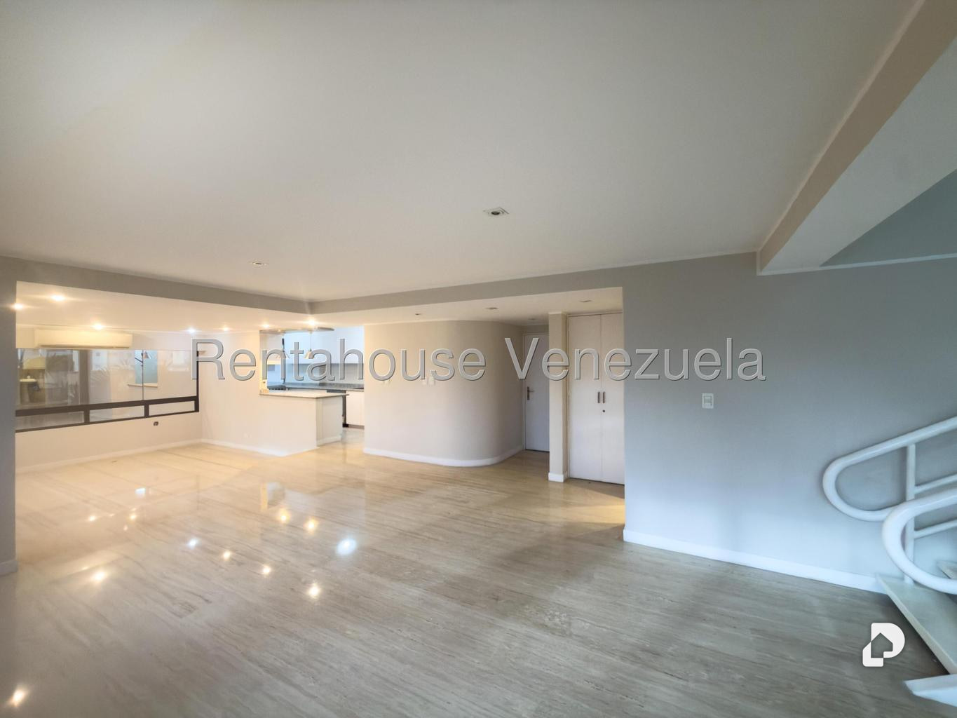 Apartamento en Los Palos Grandes, Caracas – 8