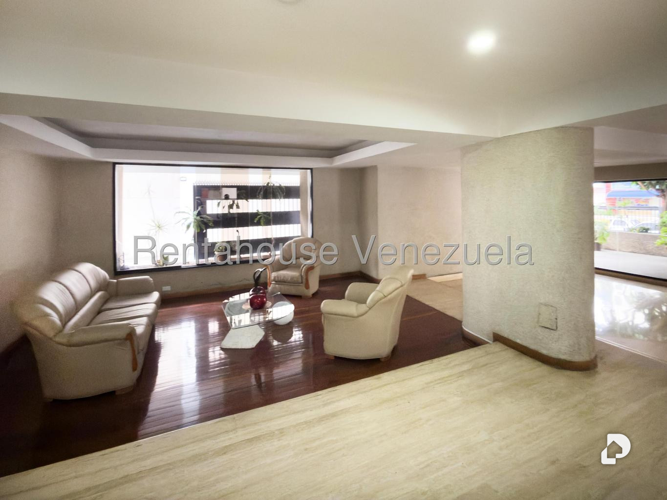 Apartamento en Los Palos Grandes, Caracas – 29