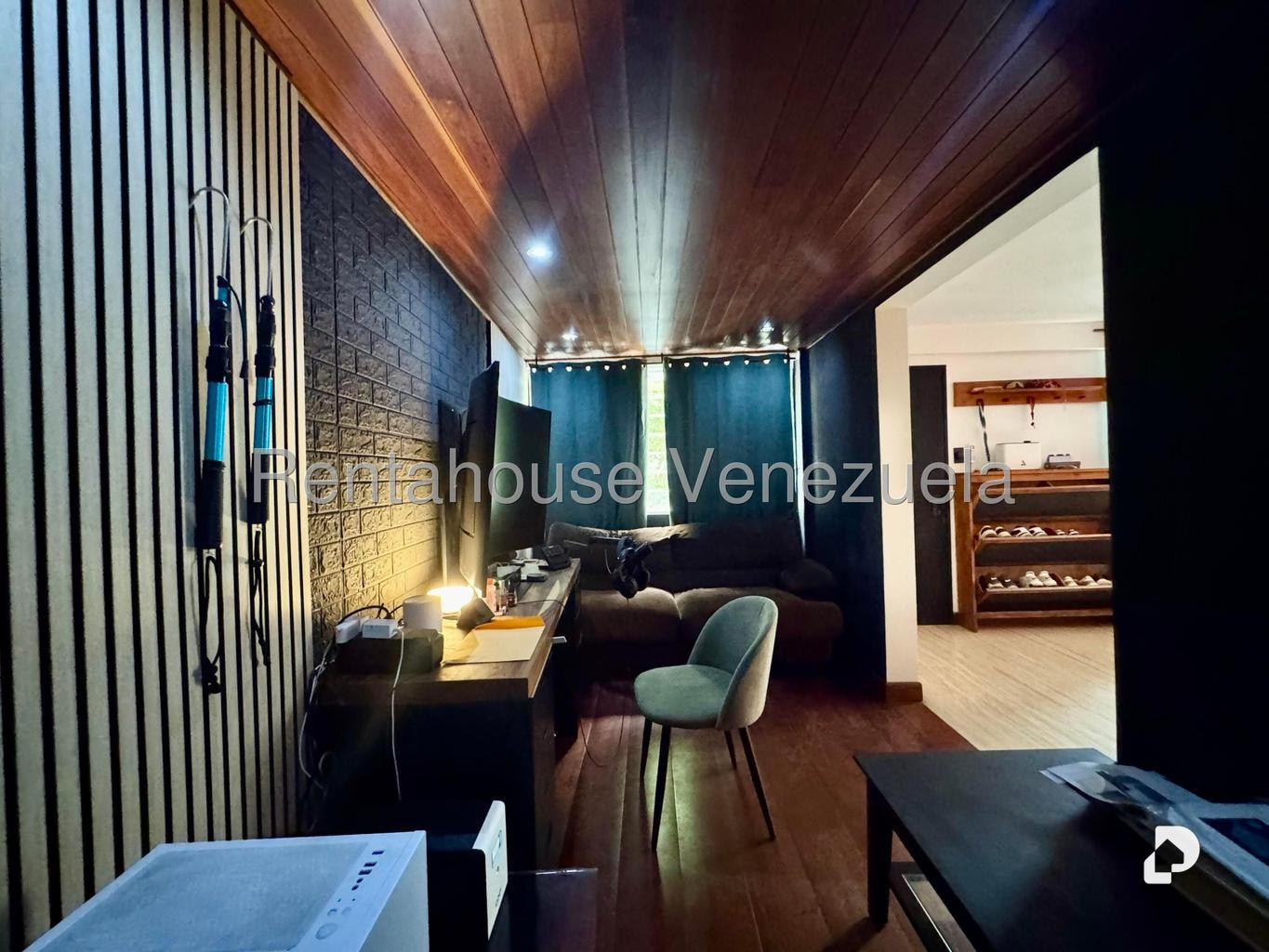 Casa en Alto Prado, Caracas – 22