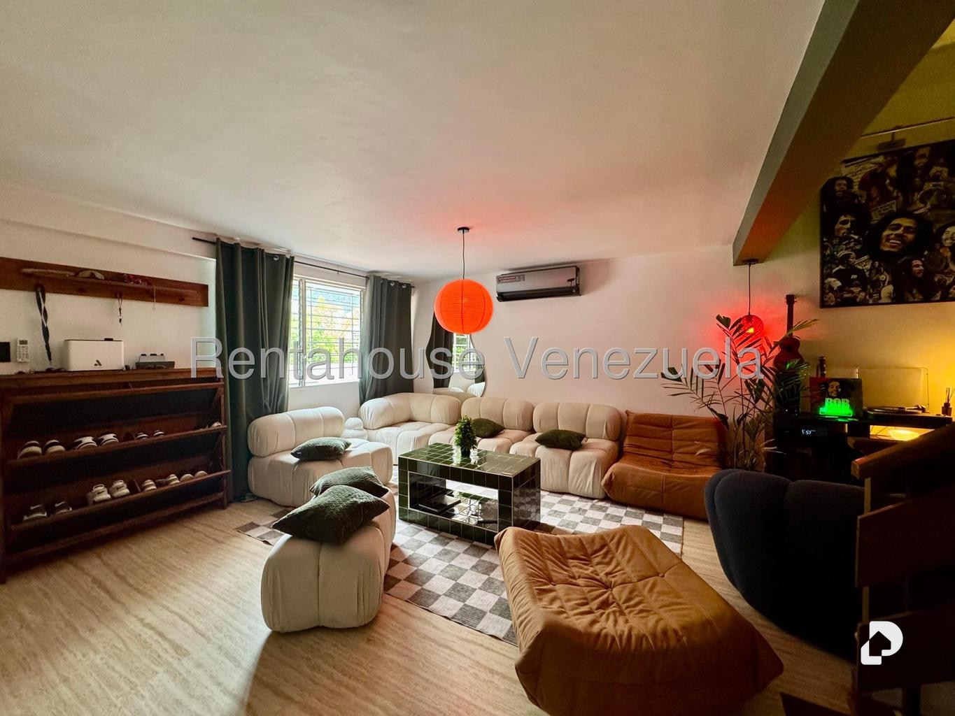 Casa en Alto Prado, Caracas – 18