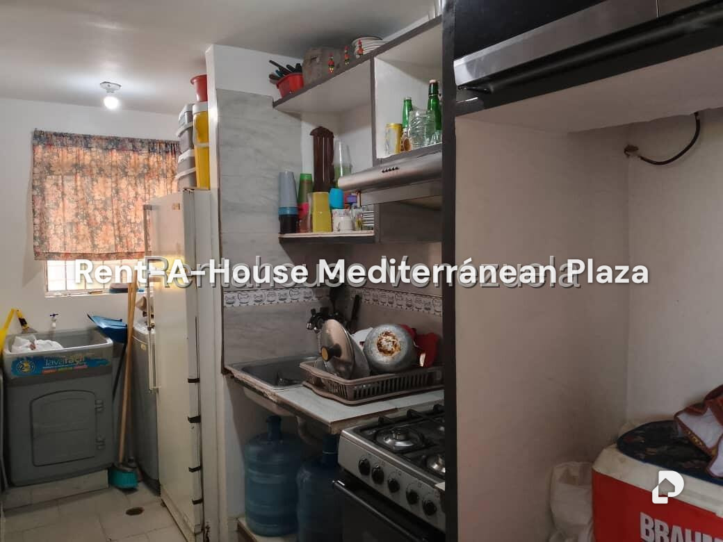 Apartment in Paraparal, Los Guayos – 5