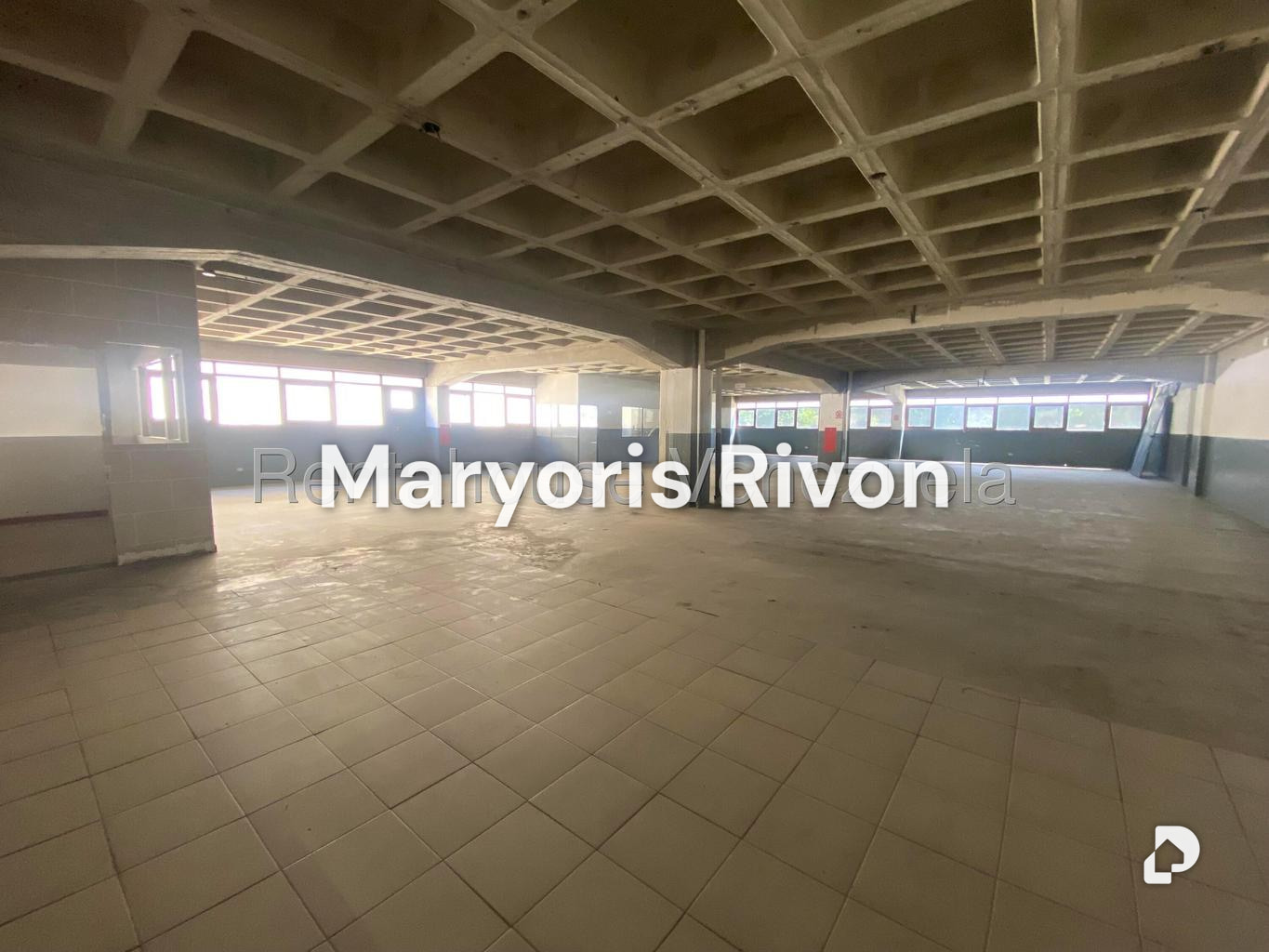 Local comercial en La Yaguara, Caracas – 14
