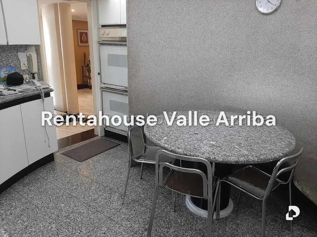 Apartamento en San Bernardino, Caracas – 18