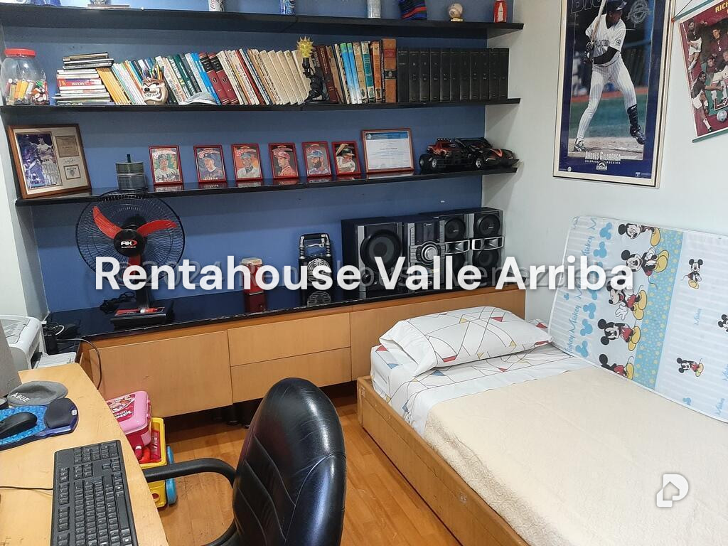Apartamento en San Bernardino, Caracas – 30