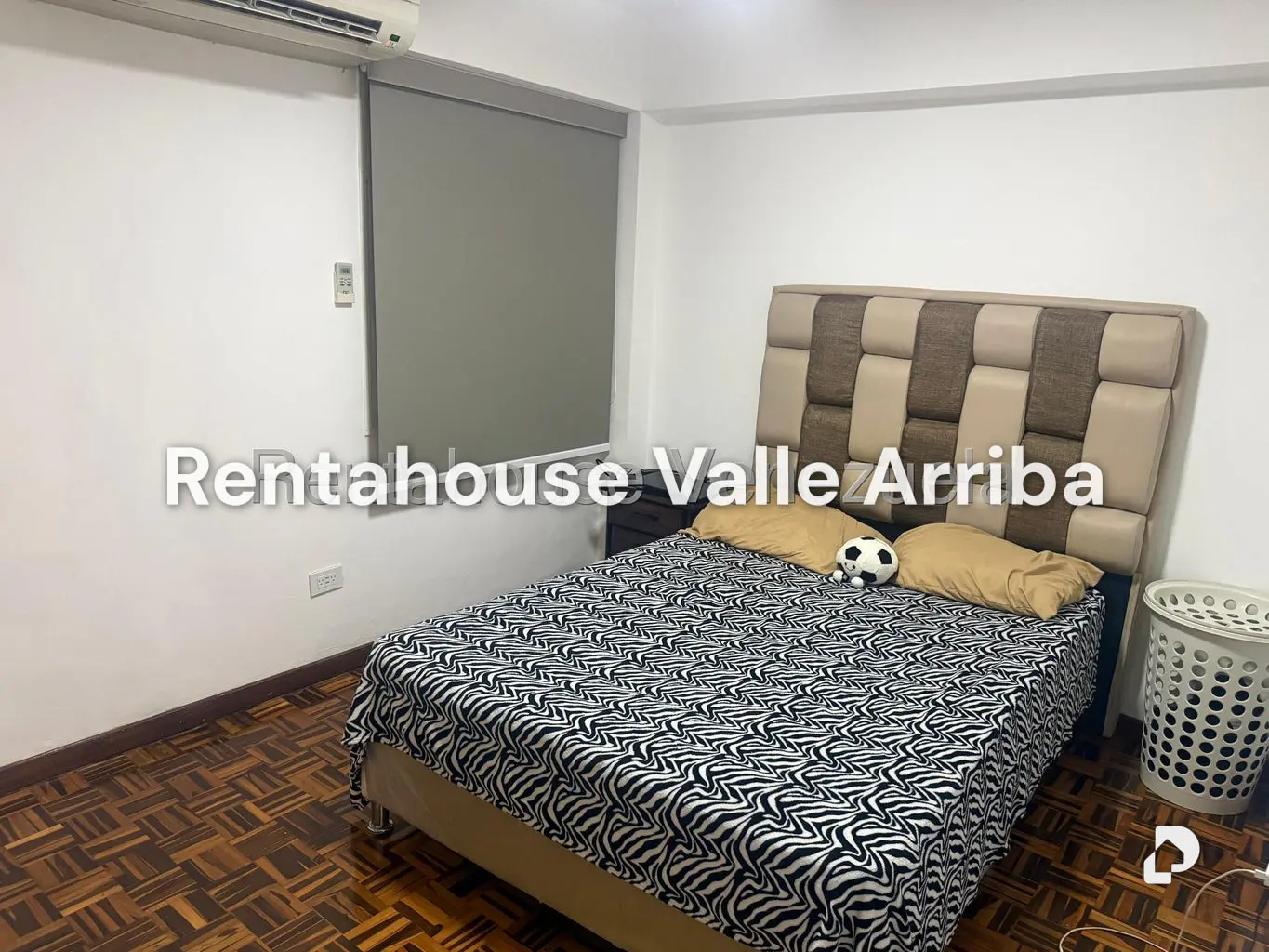 Apartamento en La Urbina, Caracas – 28