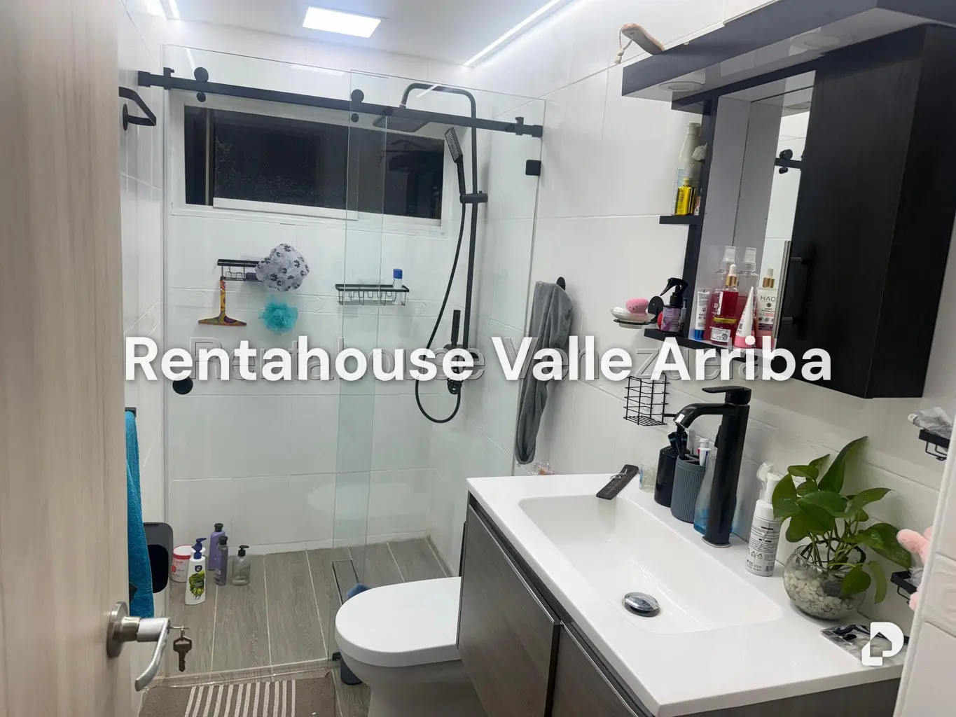 Apartamento en La Urbina, Caracas – 24