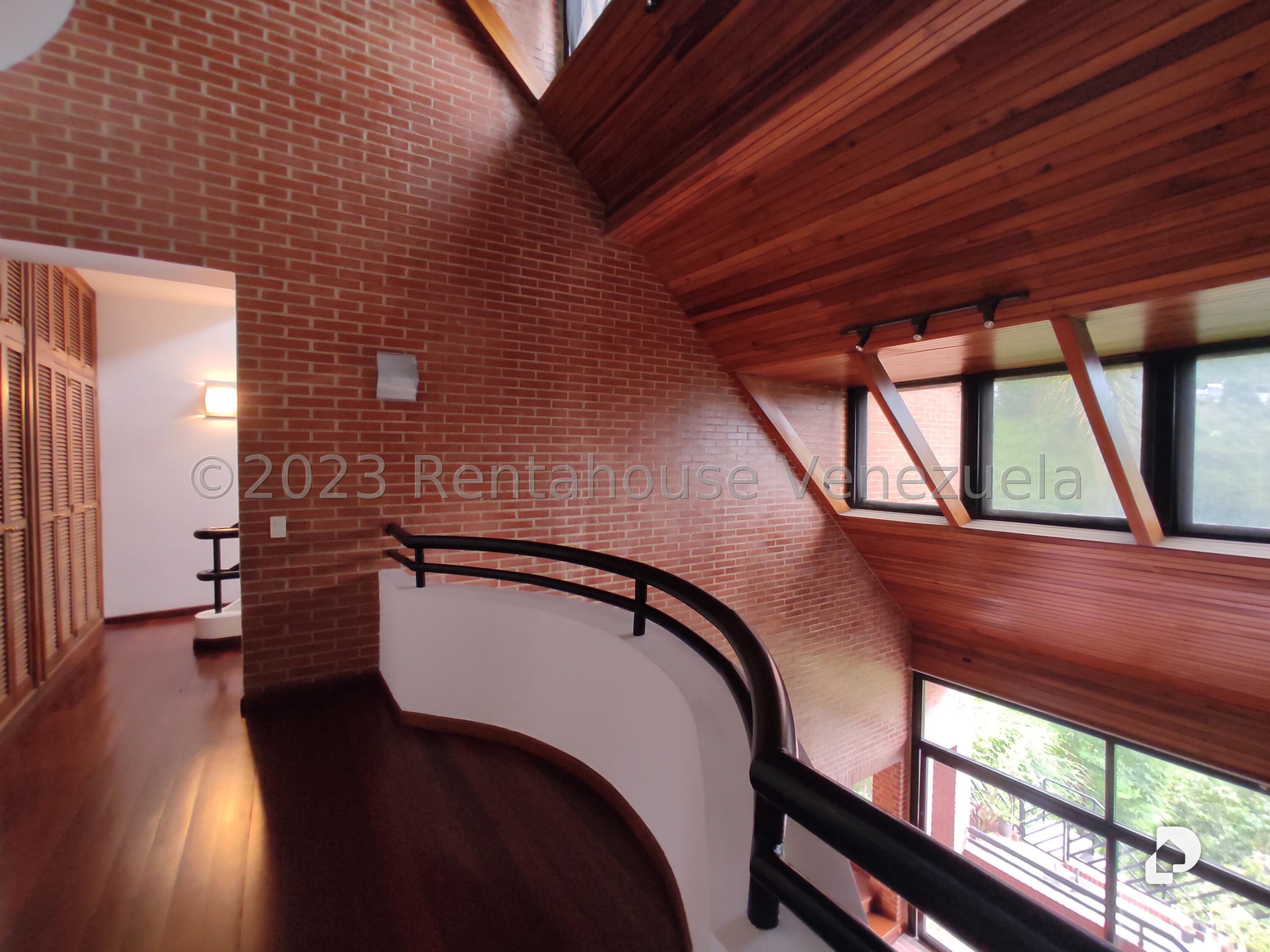 Casa en Colinas del Tamanaco, Caracas – 35