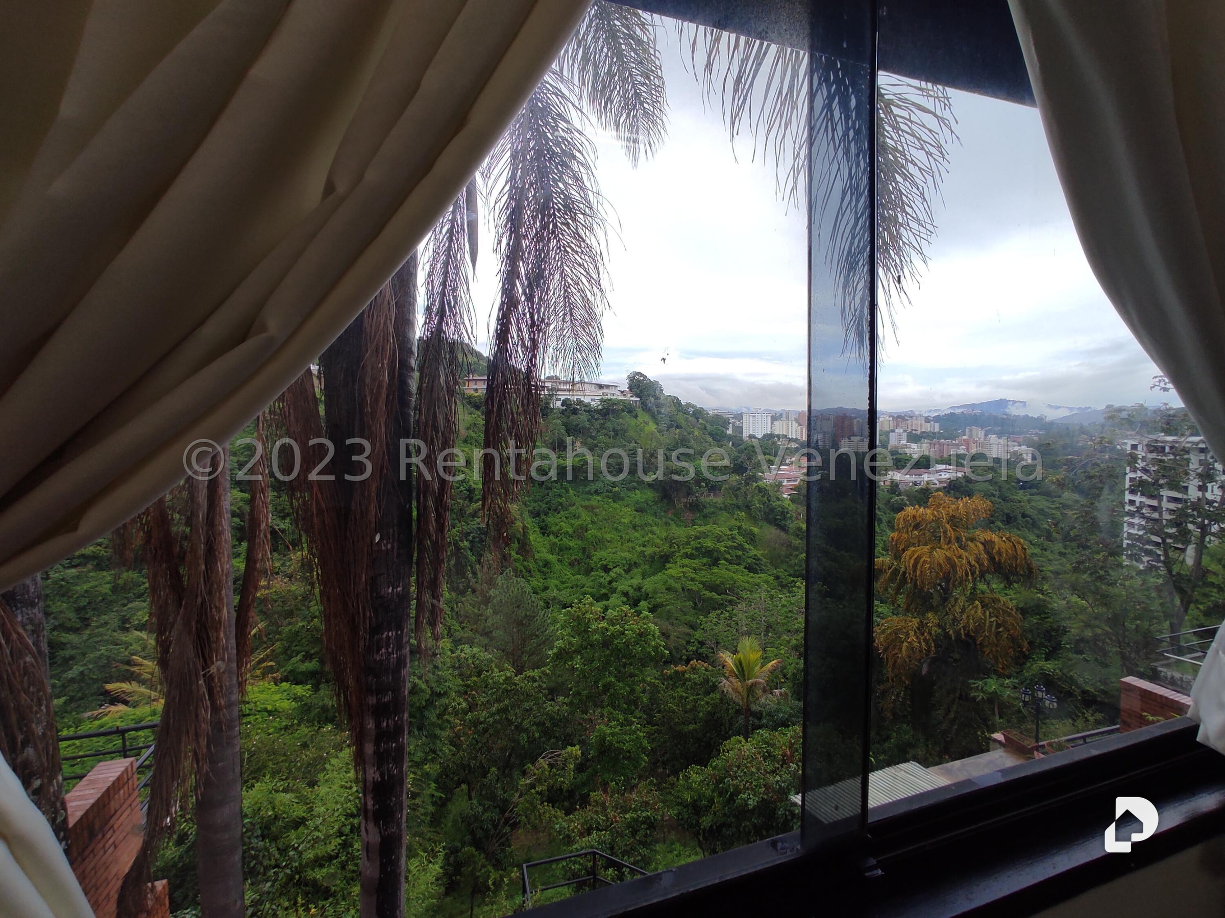 Casa en Colinas del Tamanaco, Caracas – 27