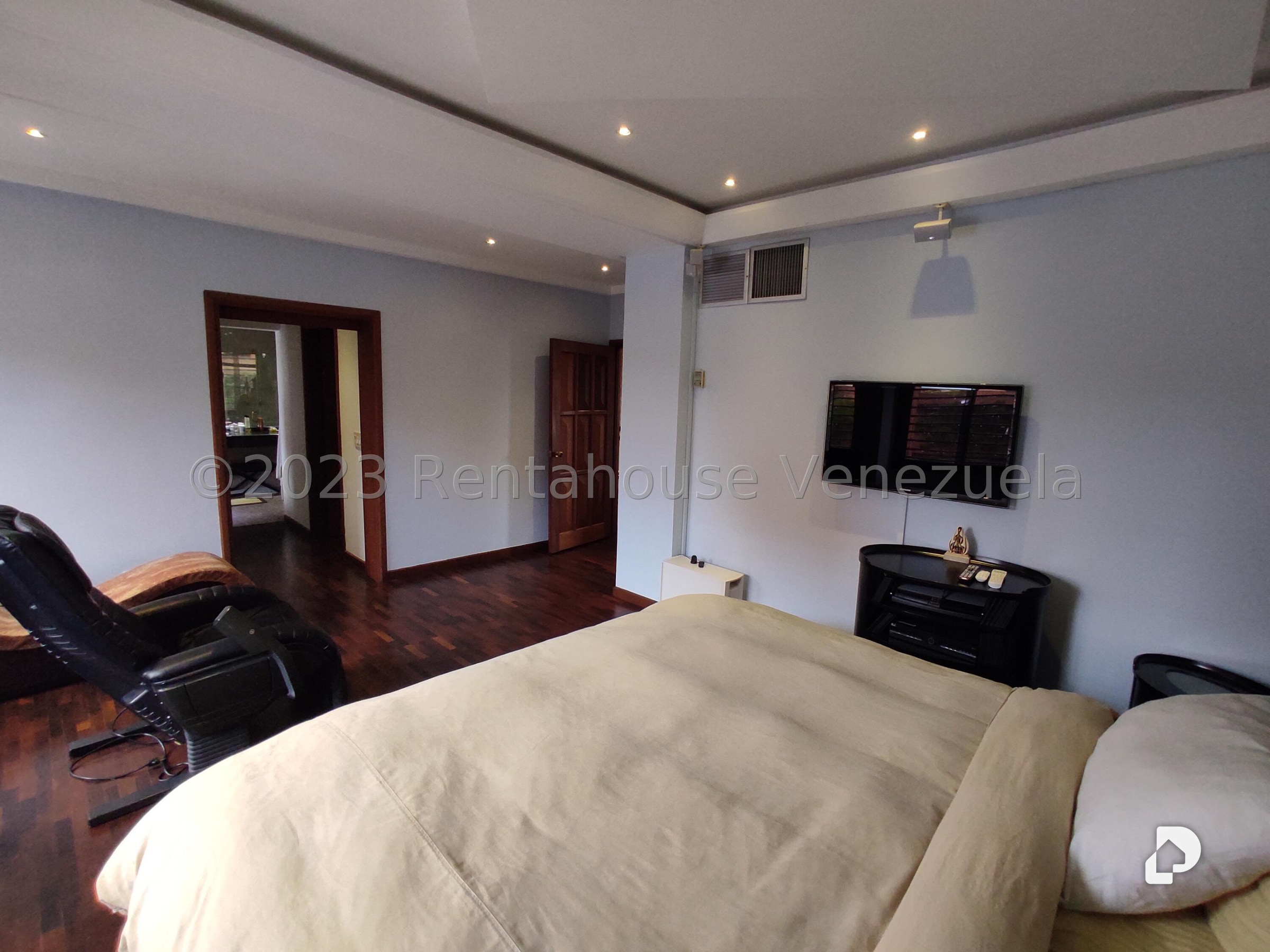 Casa en Colinas del Tamanaco, Caracas – 38