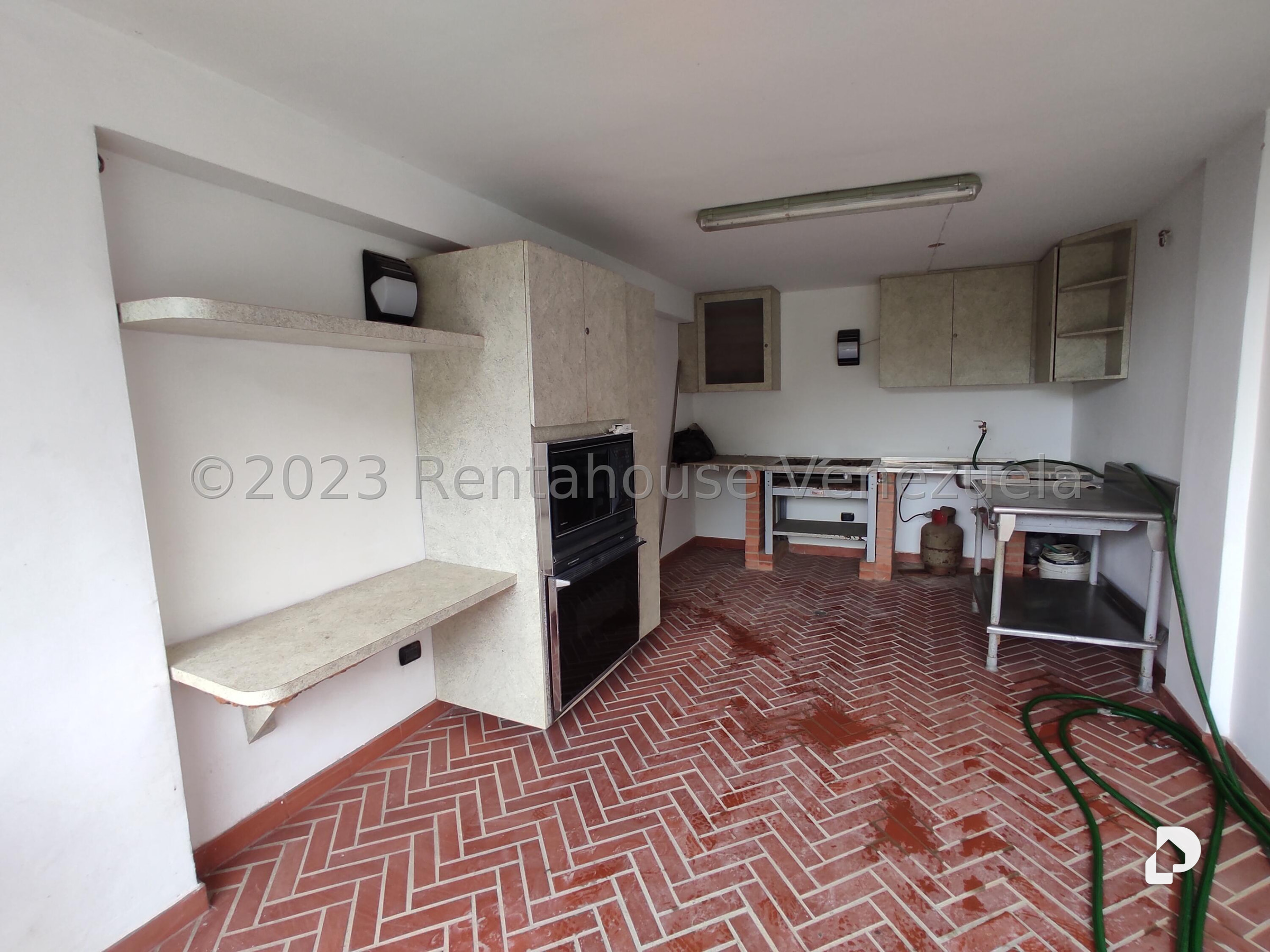 Casa en Colinas del Tamanaco, Caracas – 23