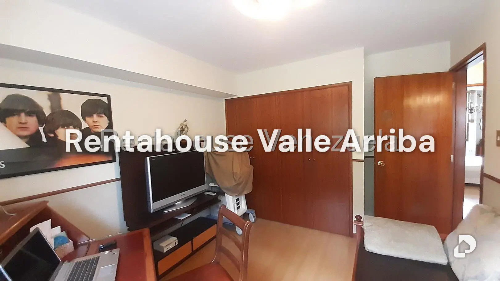 Apartamento en Las Esmeraldas, Caracas – 18
