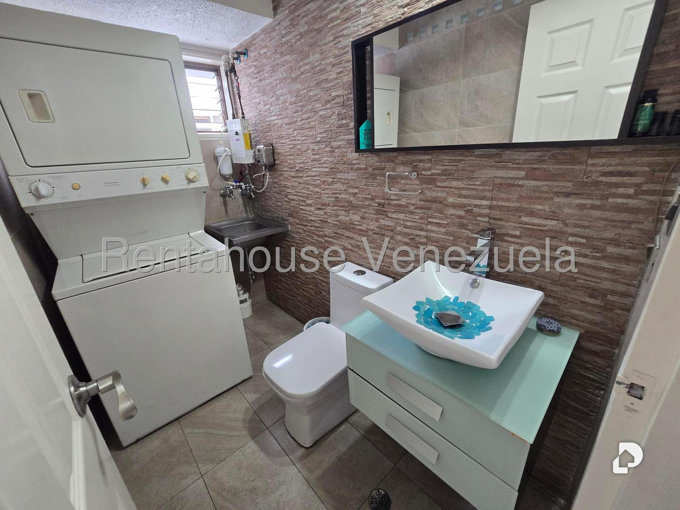 Apartamento en El Rosal, Caracas – 19