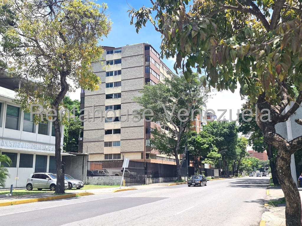 Apartamento en Chuao, Caracas - 1