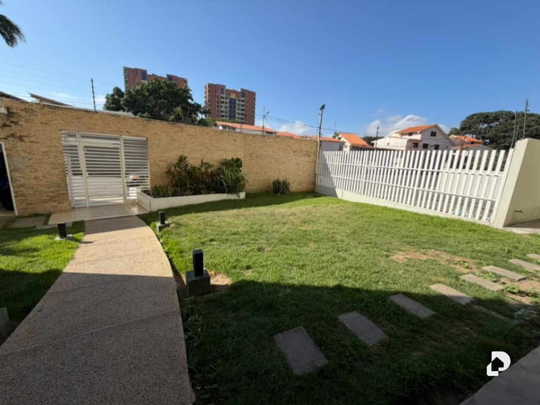 Apartamento en Urbanización Los Crepusculos, Barquisimeto – 4