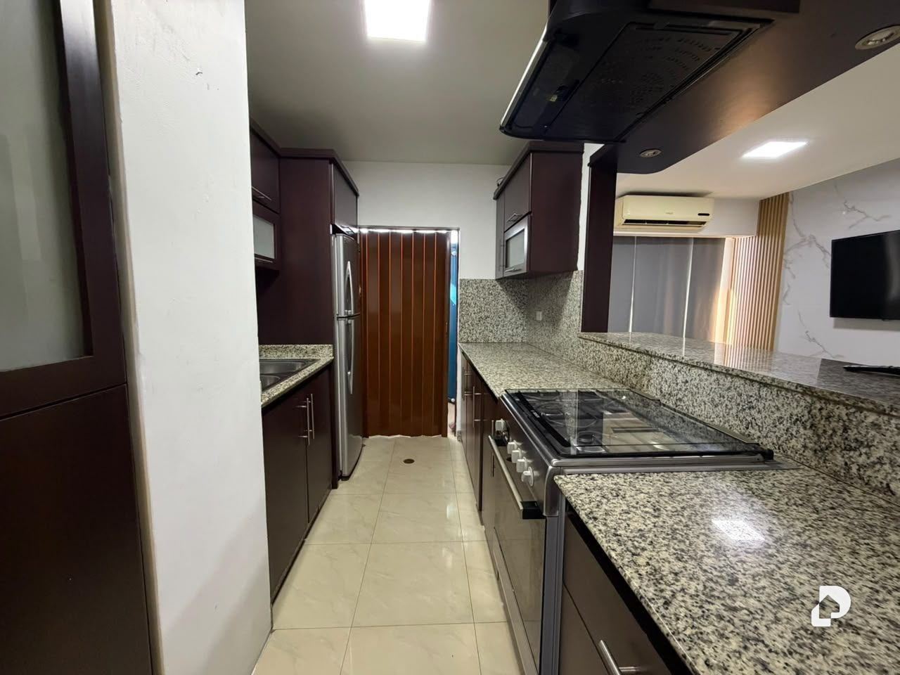 Apartamento en Urbanización Los Crepusculos, Barquisimeto – 24