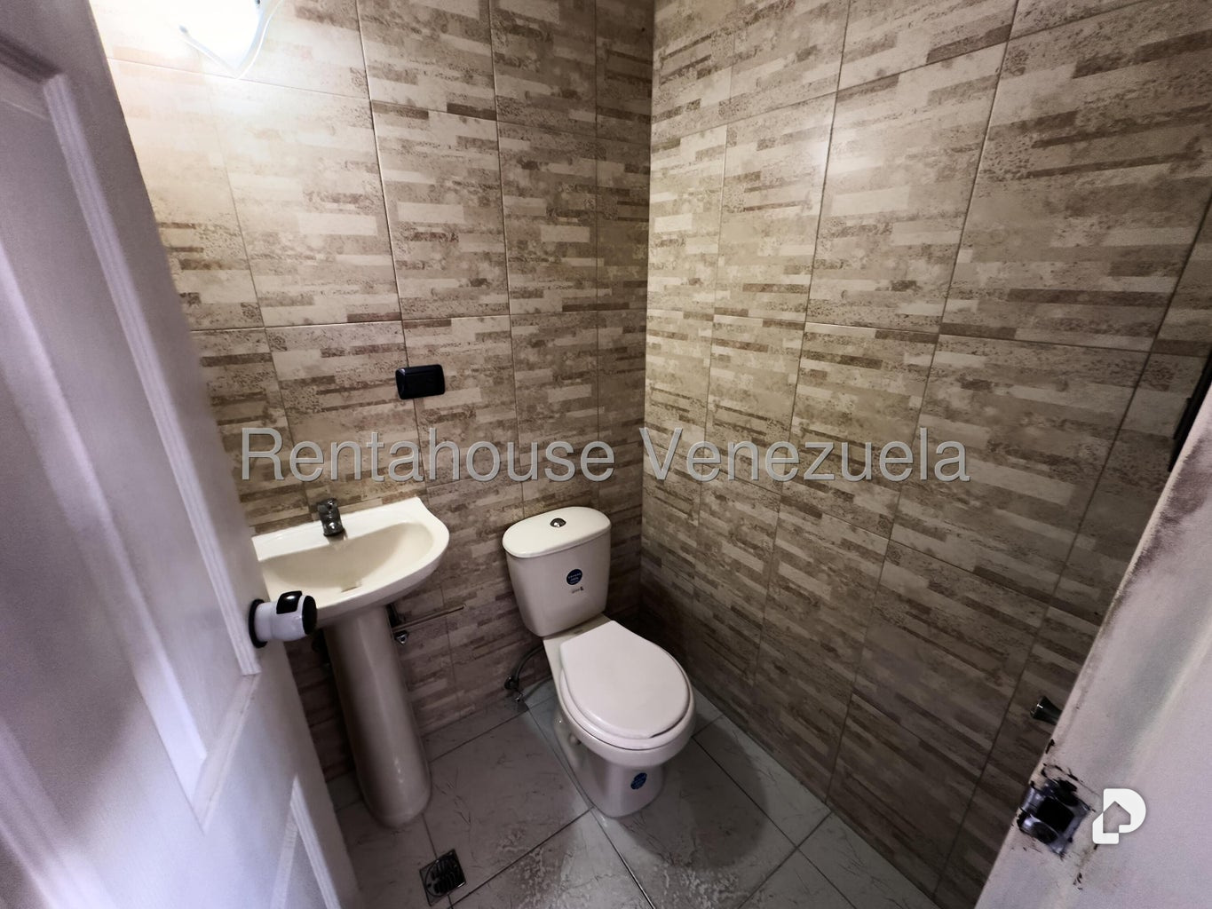 Casa en Catia, Caracas – 15
