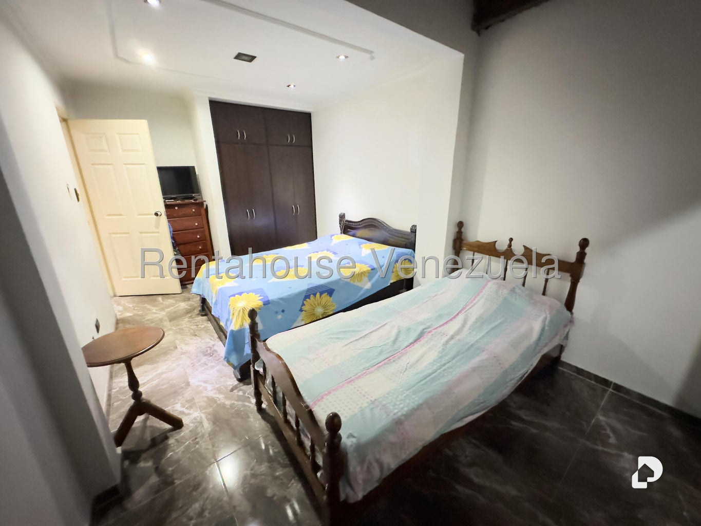 Casa en Catia, Caracas – 23